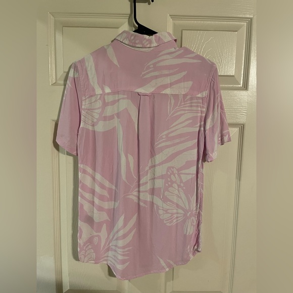Men’s XS Cotton On Pink&White Floral Buttondown Shortsleeve Shirt - Picture 2 of 3